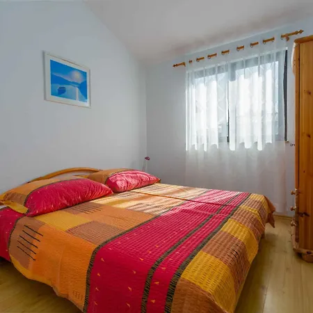 Apartment In Porec/istrien 34483 Porec