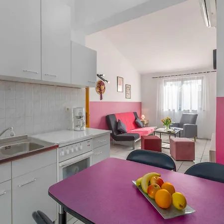 Appartement In Porec/istrien 34483 Poreč